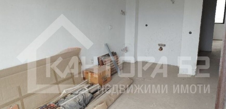 ТОП ЛОКАЦИЯ ! ТОП ЦЕНА ЗА РАЙОНА ! ПРОСТОРЕН ДВУСТАЕН АПАРТАМЕНТ ! НА ПЕШЕХОДНО РАЗСТОЯНИЕ ОТ ЦЕНТЪРА !