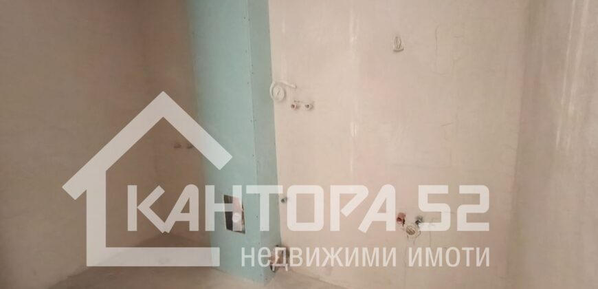 Продава двустаен пред АКТ16