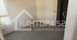 Продава тристаен апартамент